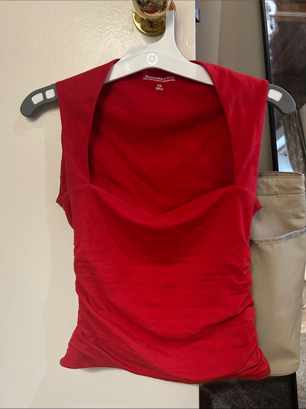 Abercrombie Ava top red size xs